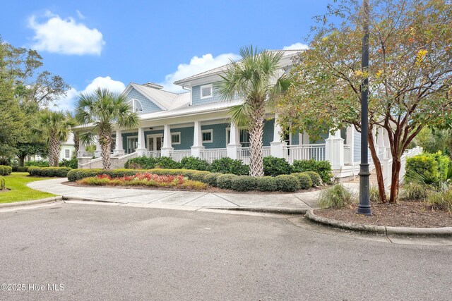 view of front of home featuring covered porch