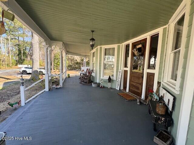 view of patio featuring a porch