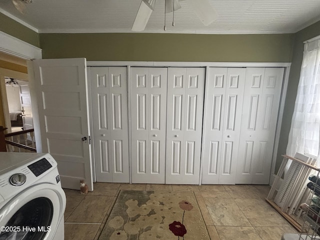 washroom featuring crown molding, laundry area, washer / dryer, and a ceiling fan