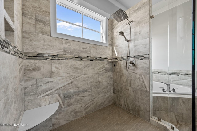 bathroom featuring tiled shower