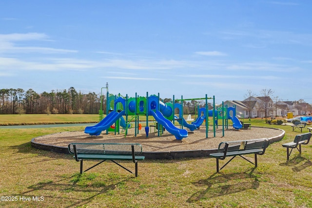400 Frida Rd, New Bern, NC 28560 - communal playground with a yard