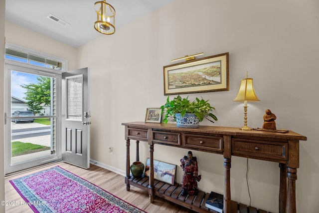 400 Frida Rd, New Bern, NC 28560 - entryway featuring light wood-style flooring and baseboards