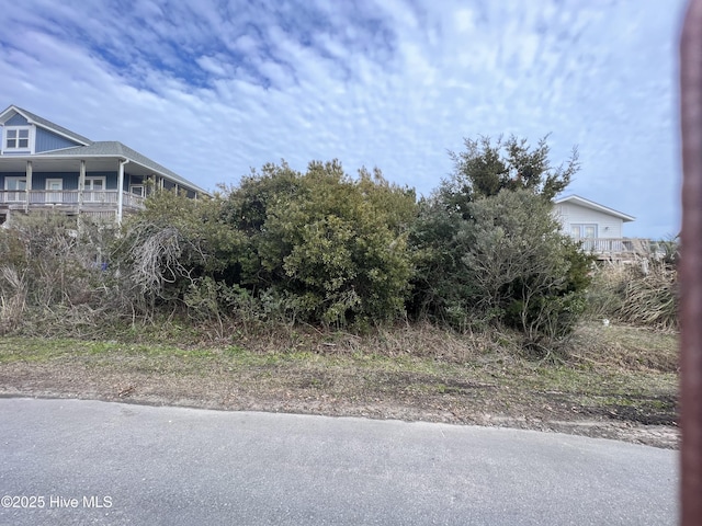 Listing photo 3 for 116 SE 53rd St Unit 22, Oak Island NC 28465