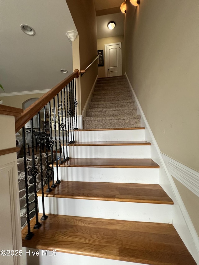 6725 Hemlock Ct, Sims, NC 27880 - view of stairway