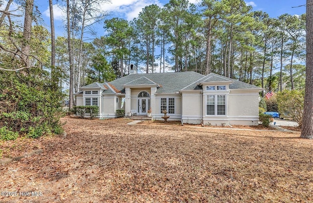 view of front of property featuring stucco siding