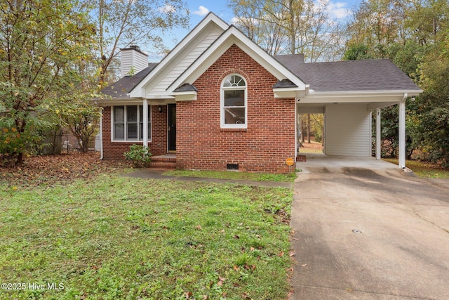 view of front of home featuring brick siding, crawl space, driveway, and a front lawn