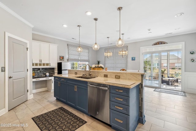 kitchen featuring a sink, crown molding, blue cabinets, and stainless steel dishwasher