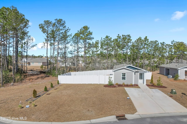 view of yard with fence