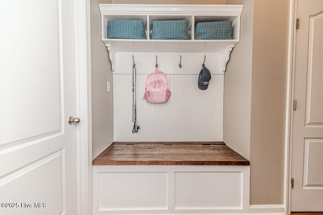 113 Sedgewood Ct, Aberdeen, NC 28315 - view of mudroom