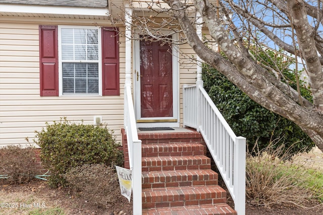 view of property entrance