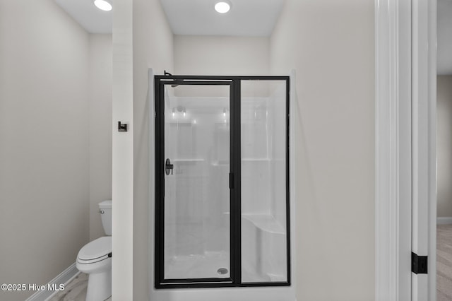 2366 Great Laurel Ct, Greenville, NC 27834 - full bath featuring a stall shower, toilet, and baseboards