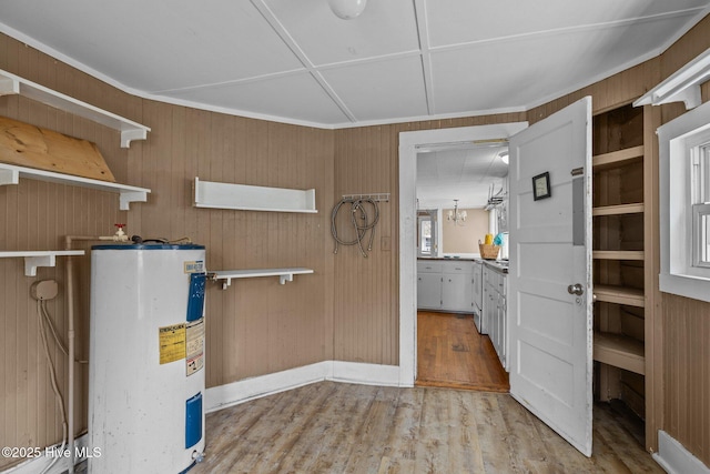 209 N 8th St, Morehead City, NC 28557 - utilities featuring water heater