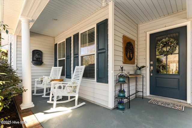 property entrance with a porch