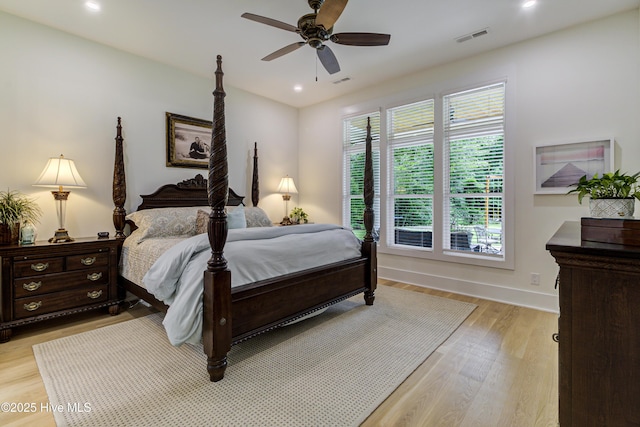 bedroom featuring recessed lighting, visible vents, baseboards, and light wood-style flooring