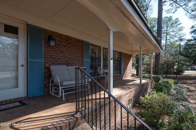 view of patio / terrace with covered porch