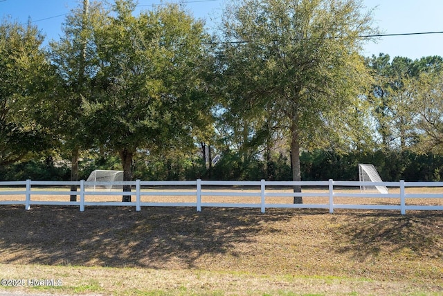 108 Cottage Walk, Hampstead, NC 28443 - view of yard featuring fence