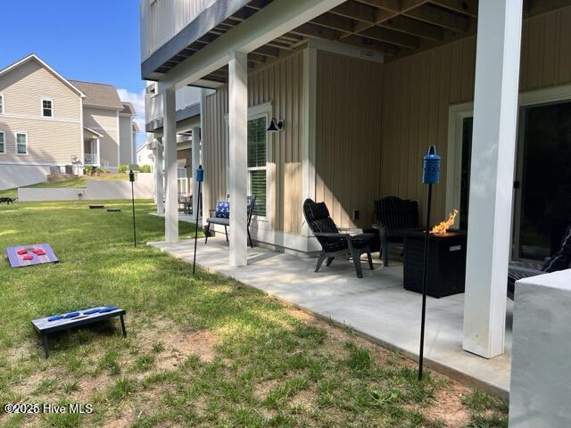 view of patio / terrace with a residential view