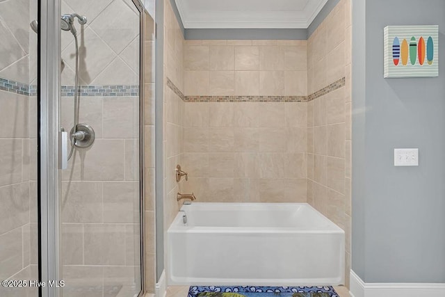 full bath with crown molding