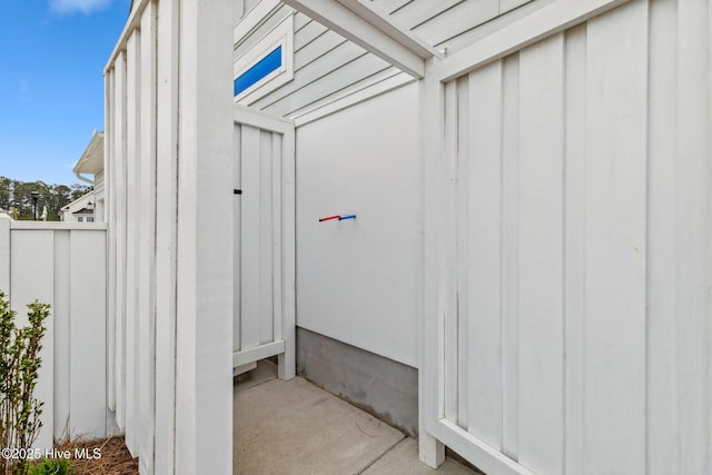view of outdoor structure