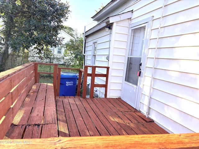 deck featuring fence