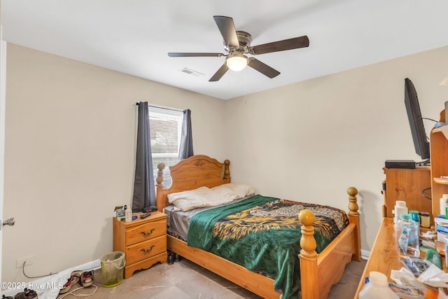 bedroom featuring visible vents, baseboards, and a ceiling fan