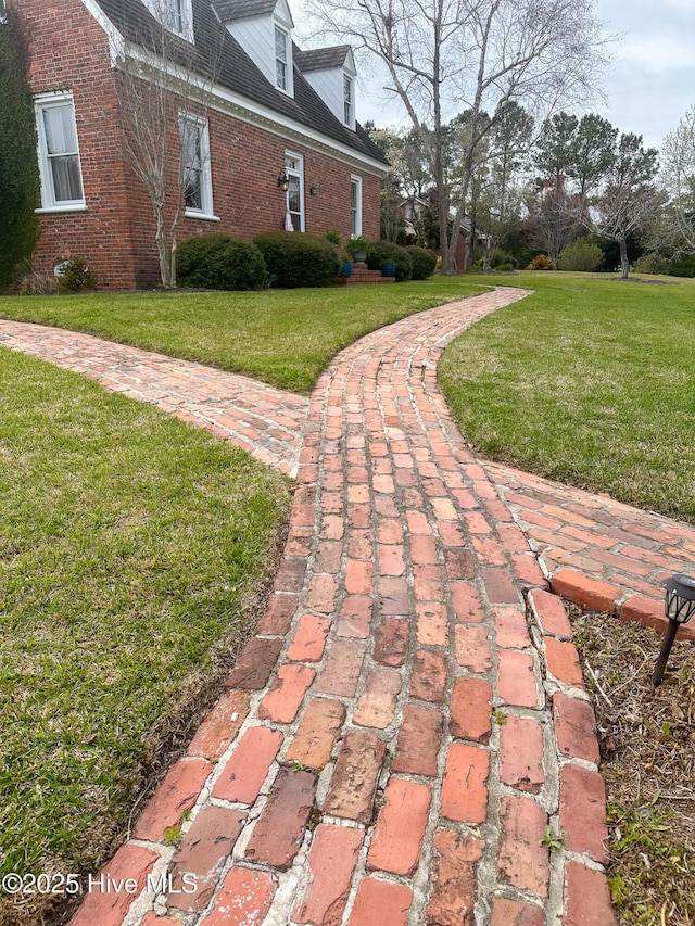 661 Main St, Swansboro, NC 28584 - view of green lawn