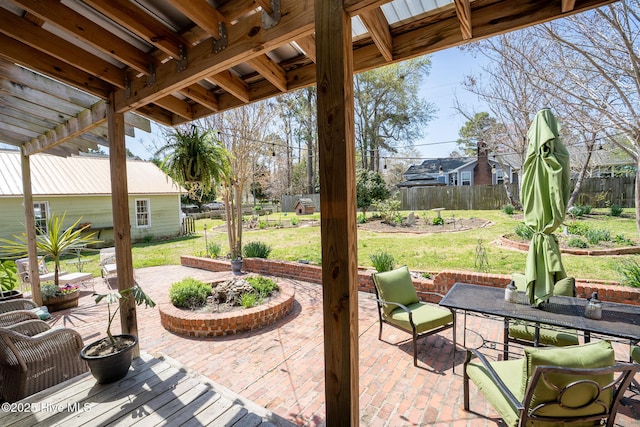 661 Main St, Swansboro, NC 28584 - view of patio