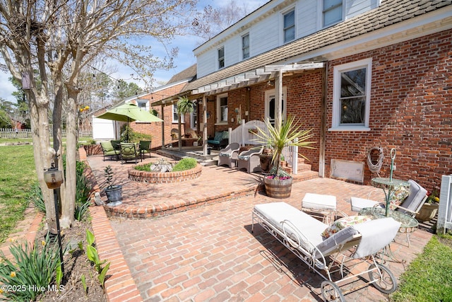661 Main St, Swansboro, NC 28584 - view of patio / terrace