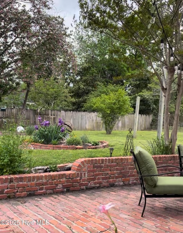 661 Main St, Swansboro, NC 28584 - view of patio