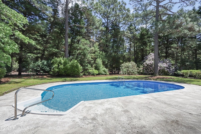 240 Donald Ross Dr, Pinehurst, NC 28374 - outdoor pool with a patio area