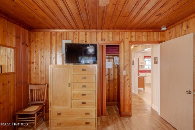 107 Carolina Beach Ave S, Carolina Beach, NC 28428 - view of closet