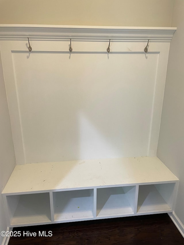 mudroom featuring baseboards