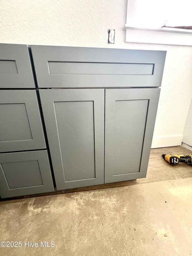 481 N Trotman Rd, Camden, NC 27921 - detailed view of unfinished concrete flooring