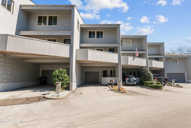23 Batts Hill Rd, New Bern, NC 28562 - view of property featuring a garage
