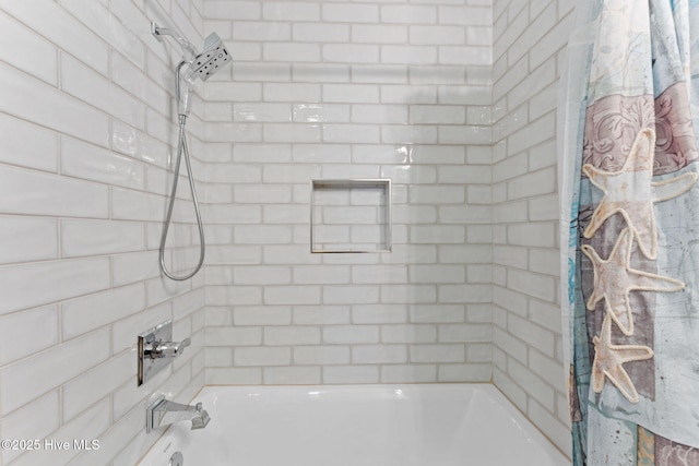 bathroom featuring shower / bath combo