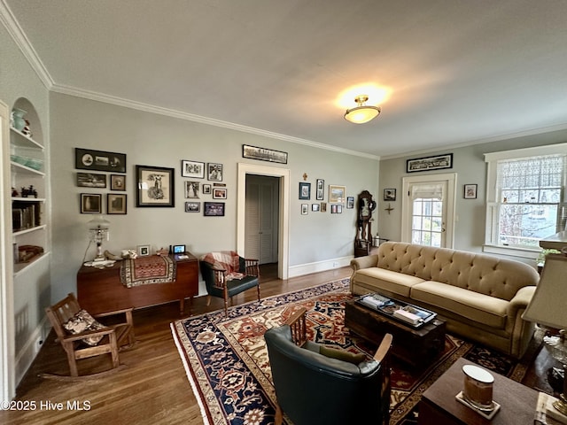 204 N Granville St, Edenton, NC 27932 - living area featuring crown molding, baseboards, and wood finished floors