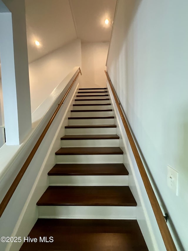 310 Wimbledon Ct, Wilmington, NC 28412 - stairway with recessed lighting