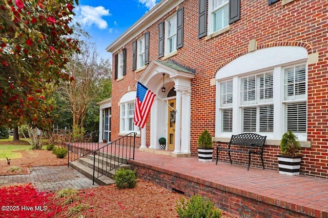 705 Park Ave, Goldsboro, NC 27530 - entrance to property with brick siding