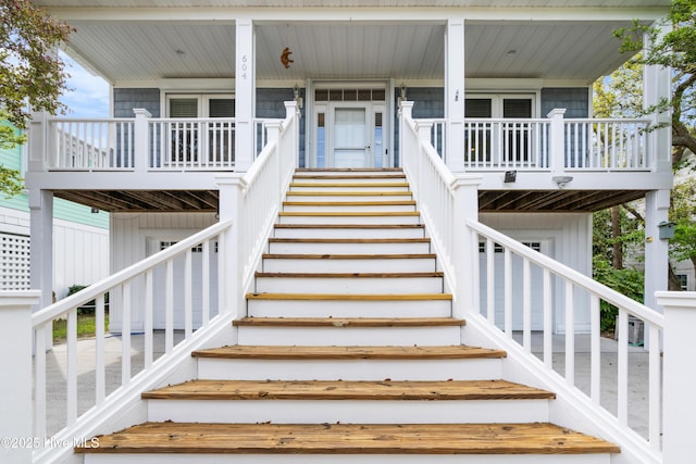 604 Fourth St S, Carolina Beach, NC 28428 - entrance to property featuring a porch