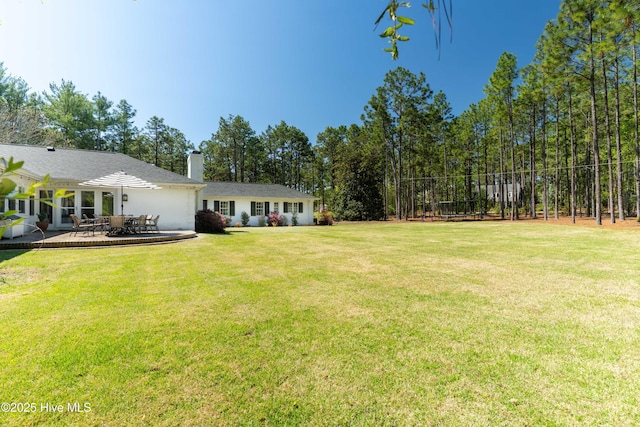 view of yard with a patio
