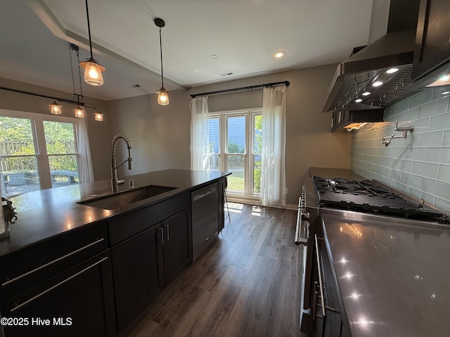 1123 Mill Run Rd, Sneads Ferry, NC 28460 - kitchen with plenty of natural light, a sink, dishwasher, and gas stove
