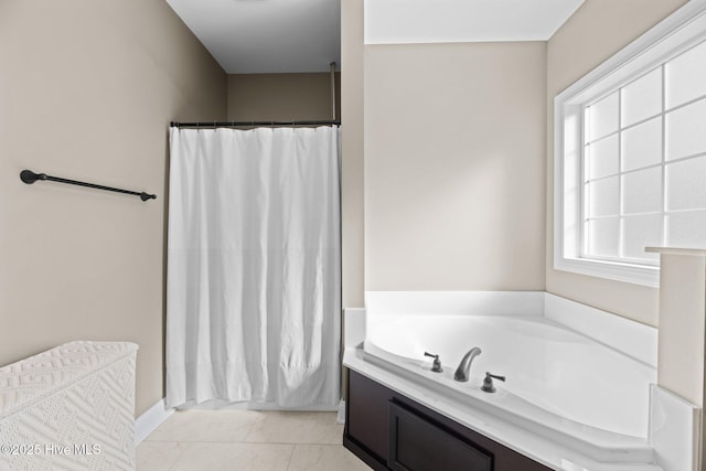 214 Green Trees Dr, New Bern, NC 28560 - full bath with a garden tub and curtained shower