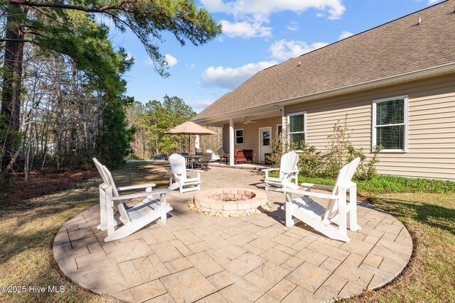 214 Green Trees Dr, New Bern, NC 28560 - drone / aerial view featuring a view of trees and a residential view