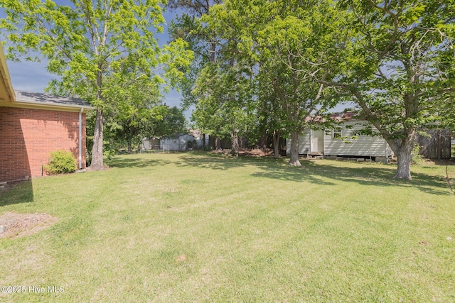 203 Mercer Rd, Jacksonville, NC 28546 - view of grassy yard