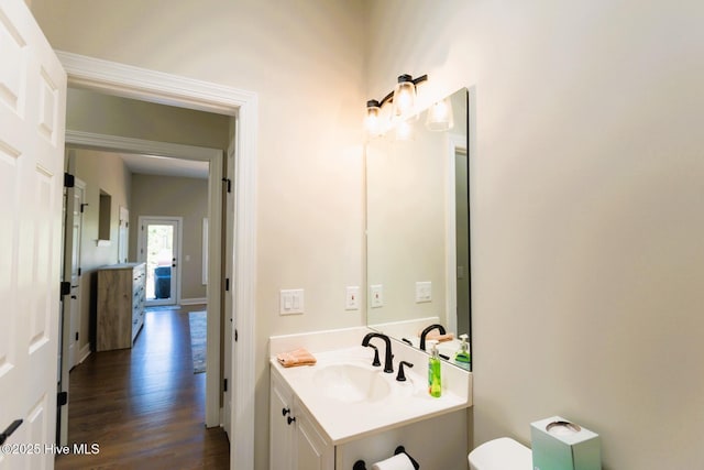 86 Sakonnet Trl, Pinehurst, NC 28374 - half bath featuring wood finished floors, toilet, and vanity