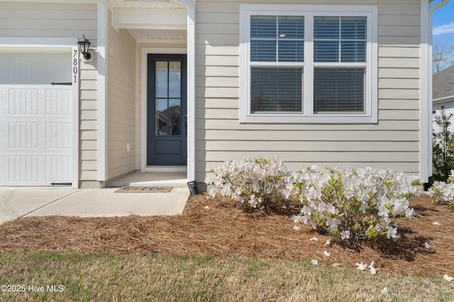 7801 Harrier Cir, Leland, NC 28451 - entrance to property with an attached garage
