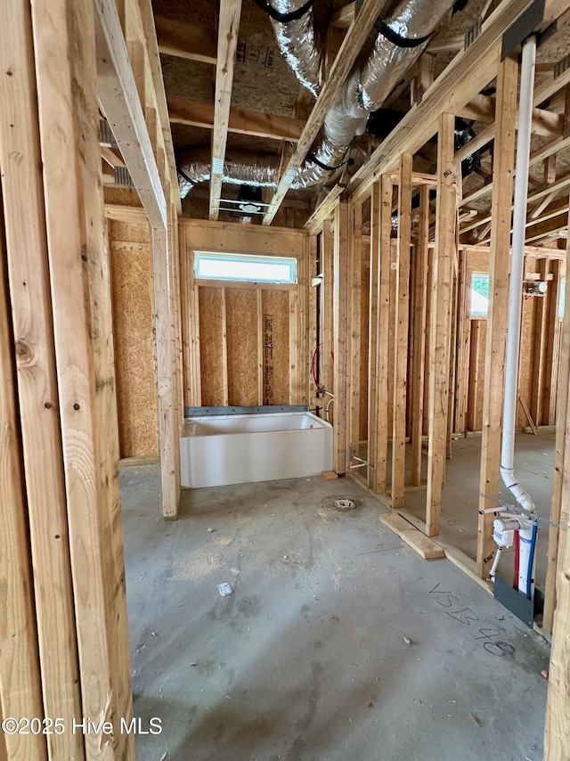 1462 Pinecroft Ln SE, Bolivia, NC 28422 - view of below grade area