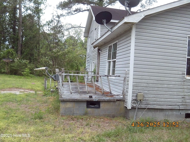 view of side of property