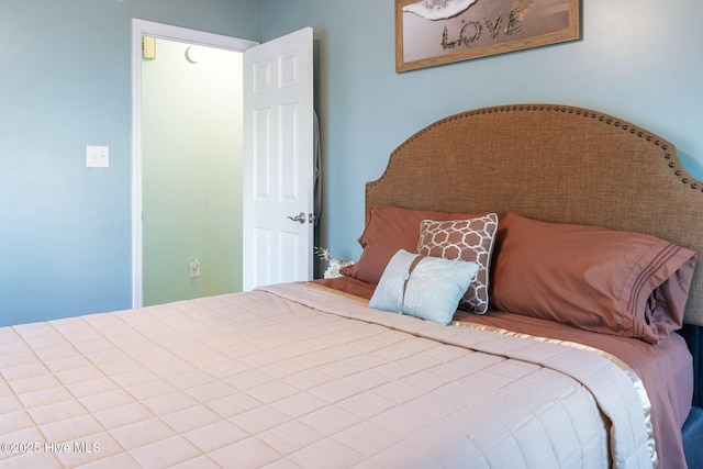 8713 Emerald Plantation Rd, Emerald Isle, NC 28594 - view of bedroom