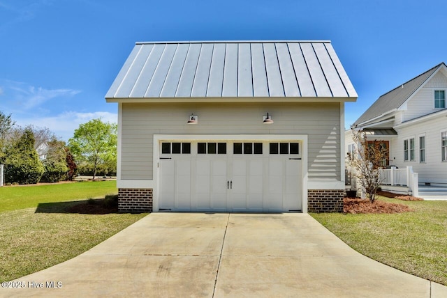 garage featuring driveway